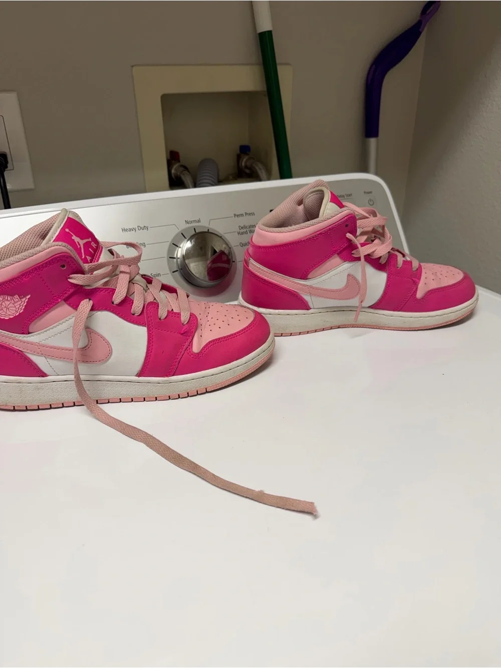 Nike Youth 6Y Pink Two-Tone High-Top Sneakers